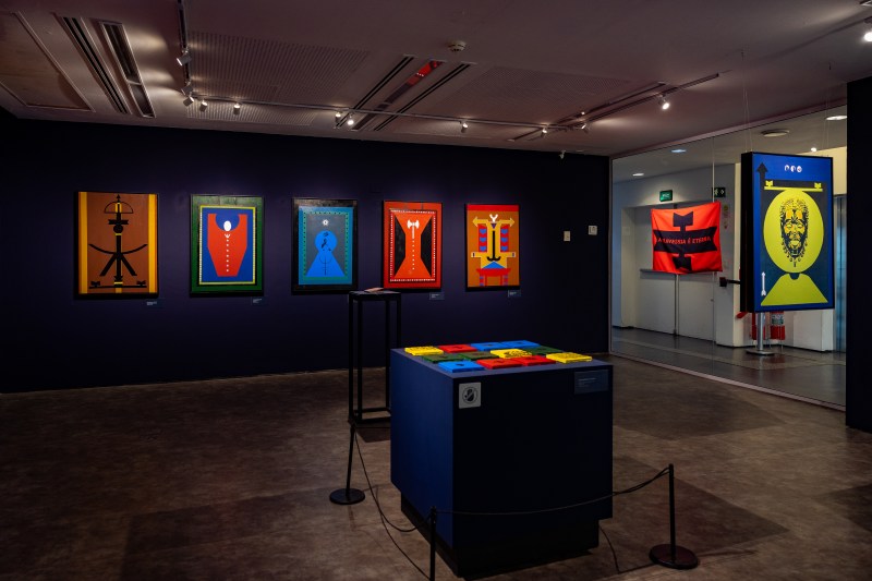 Vista da montagem de Entrar na Grande Noite, Museu de Arte do Rio, 2026