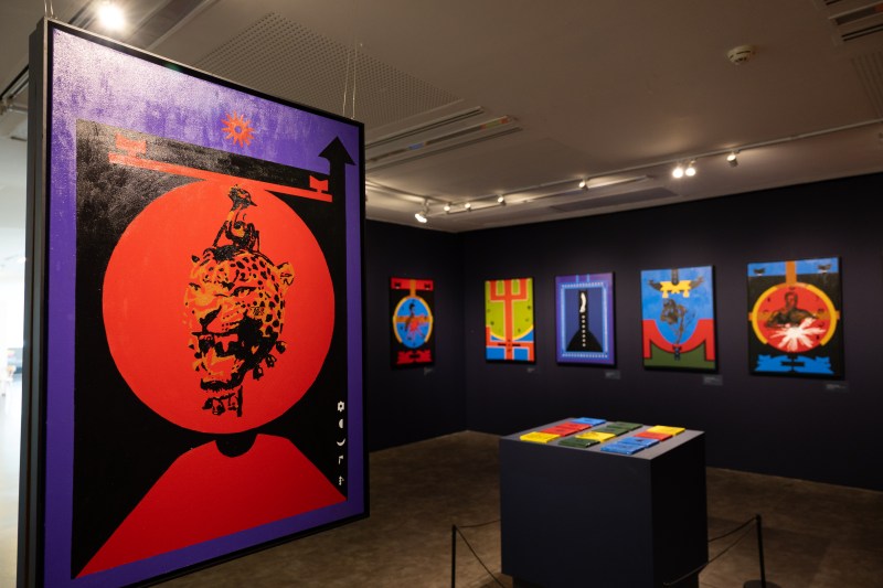 Vista da exposição Entrar na Grande Noite, Museu de Arte do Rio, 2026