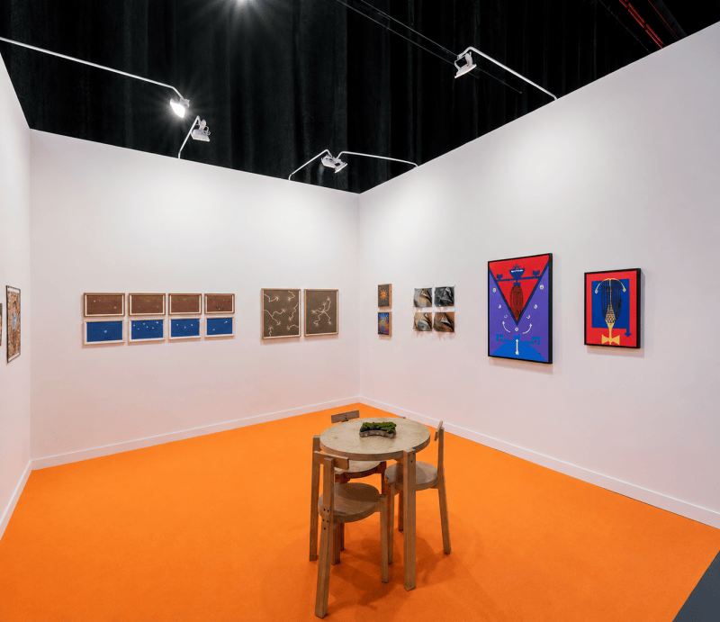 Obras de Guilhermina Augusti no espaço da Galeria Ocupá, SP-Arte Rotas 2026